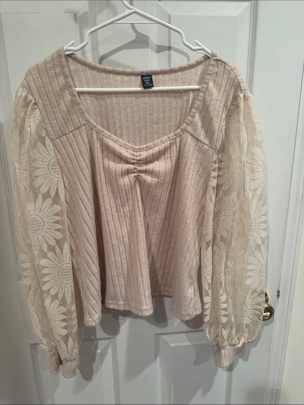 SHEIN Cream Ribbed Top with Floral Lace Balloon Sleeves